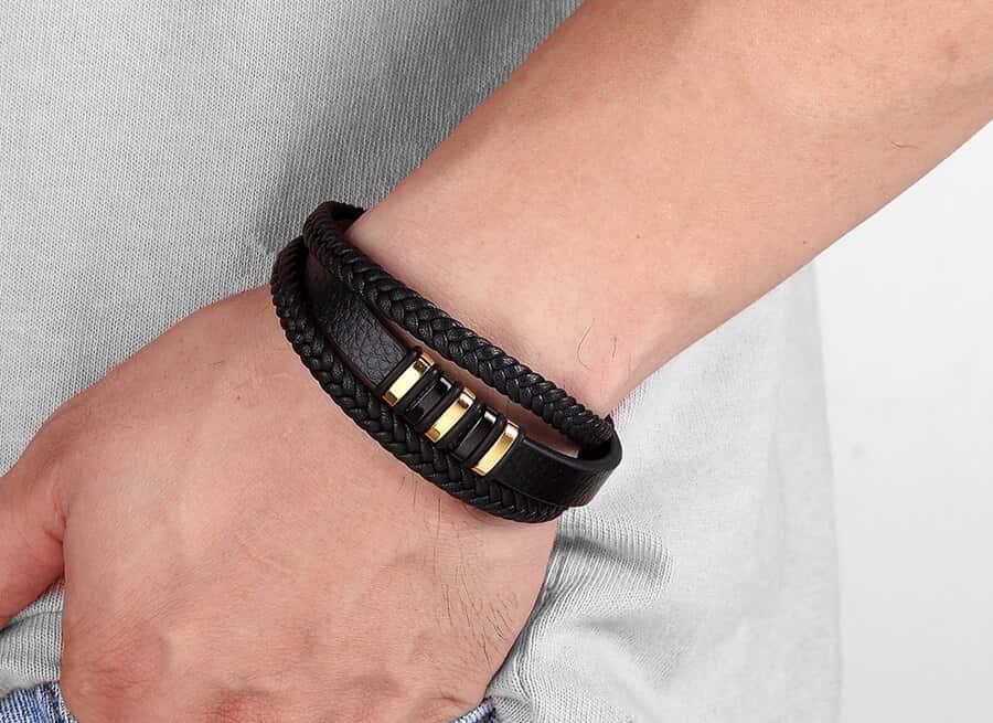 Stylish Genuine Leather Bracelets For Men Stylish Genuine Leather Bracelets For Men